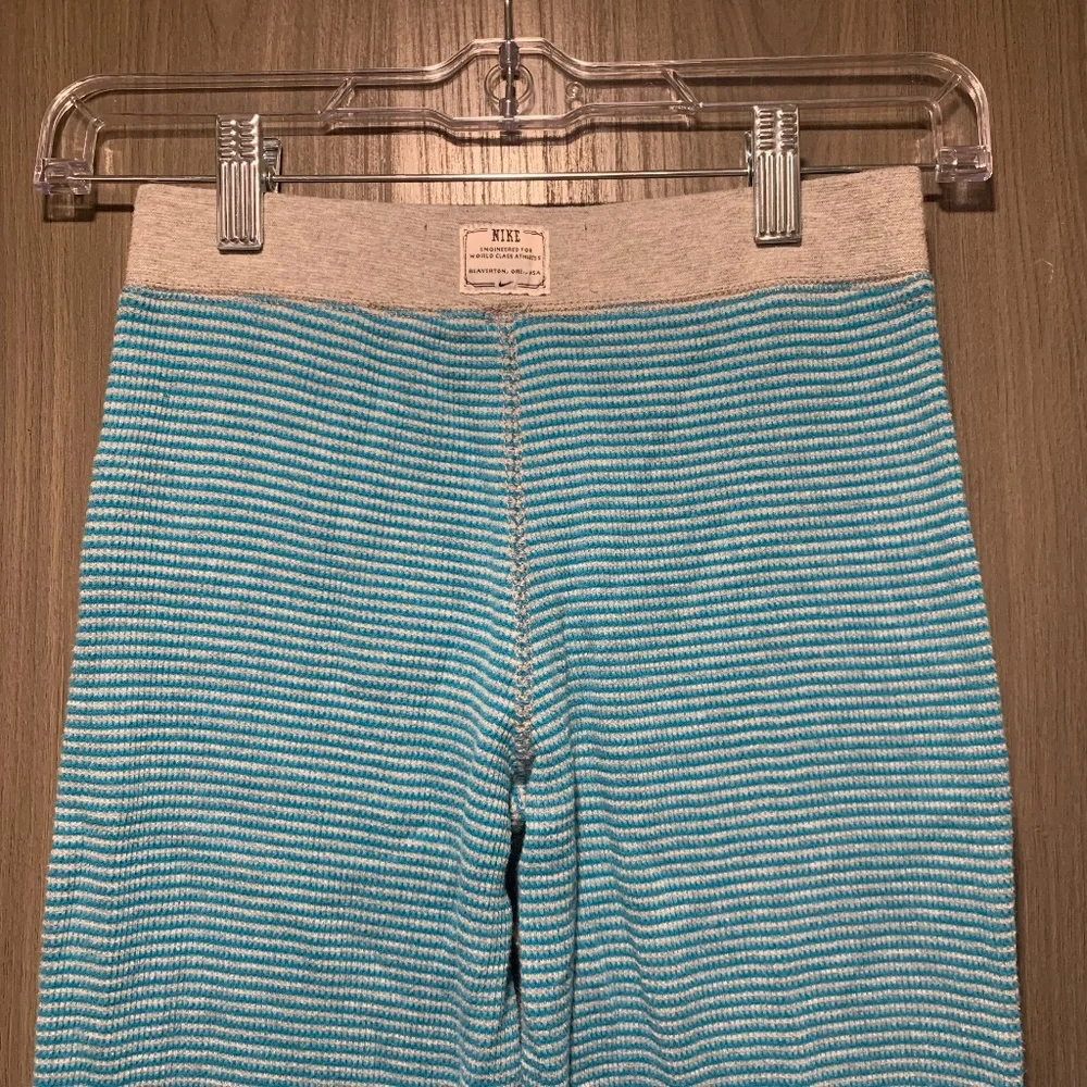 25. Nike Blue Striped Track pants Size Large in Kids, Women's Small - Picture 5 of 8